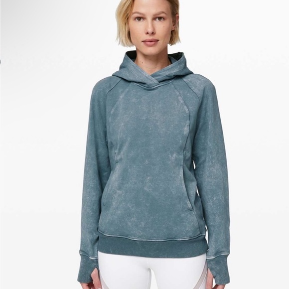 Black lululemon pullover hoodie in size 6 - Picture 4 of 4